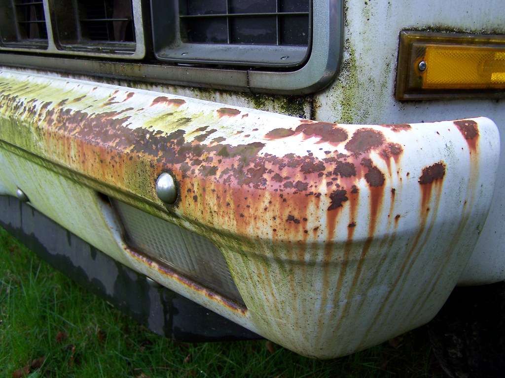 Rusted bumper with Rust solution 